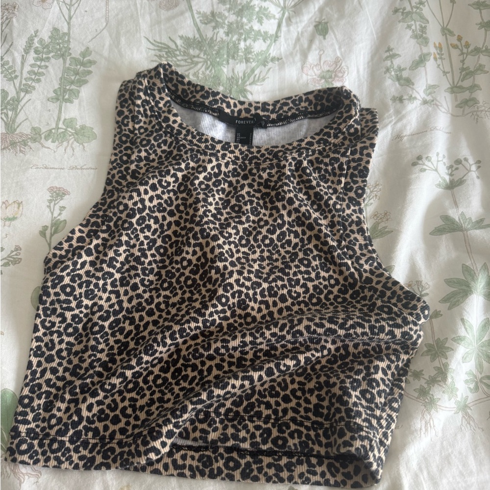 Forever 21 Cheetah Print Sleeveless Top - S